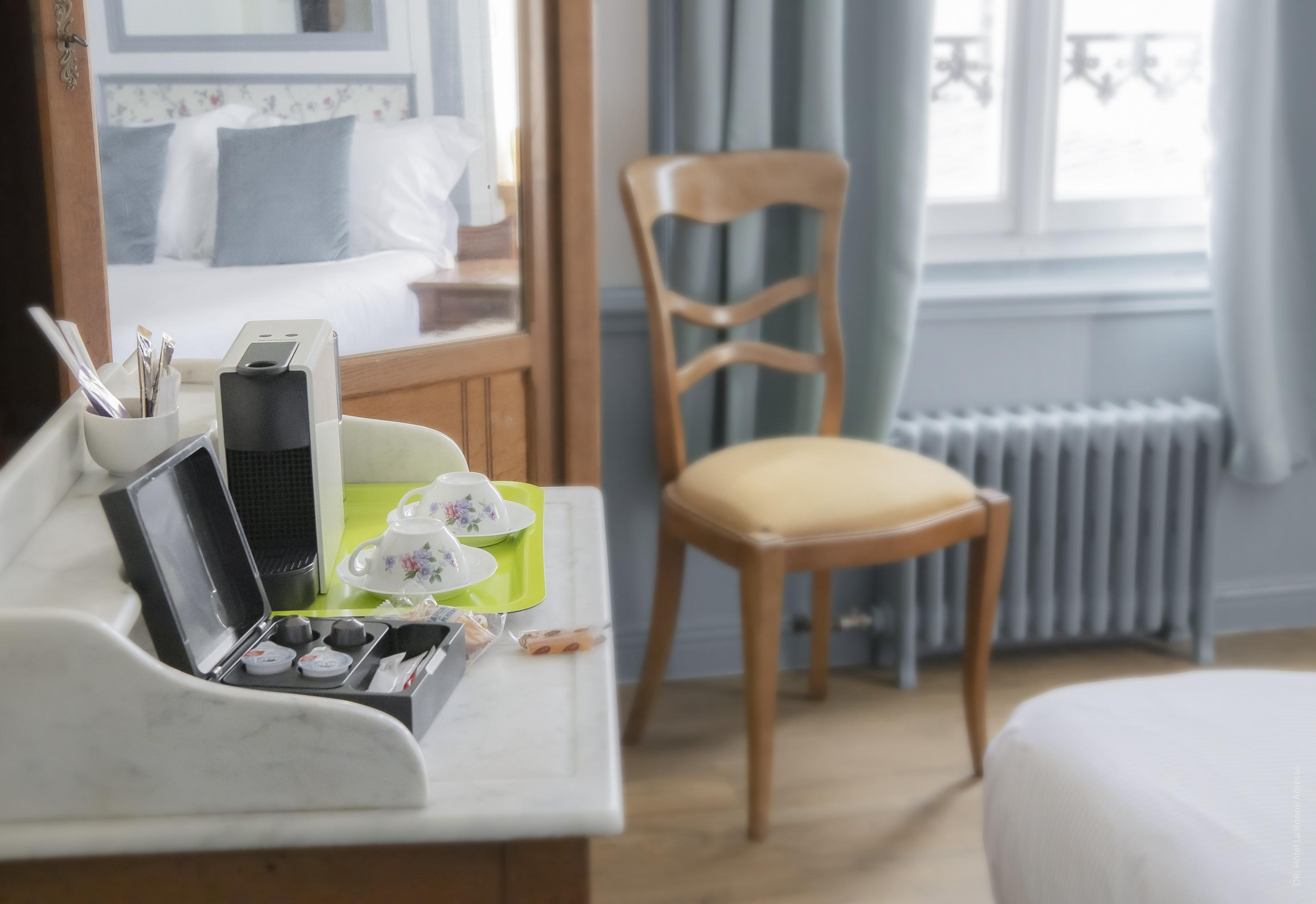 Hotel De Charme La Bonne Adresse - Logis Hotels Гавр Экстерьер фото